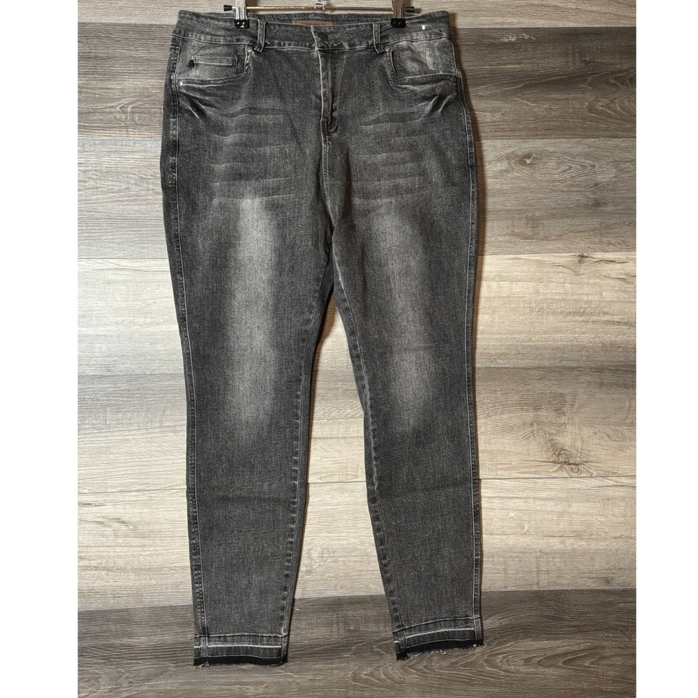 Judy Blue Womens 18W Grey Tummy Control Skinny Jeans High Rise JB88792 Raw Hem